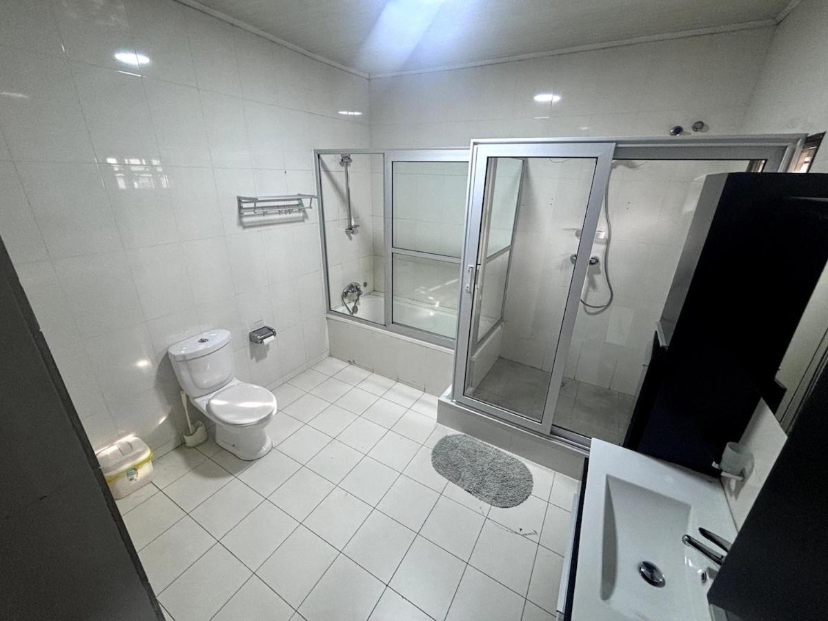 אקרה Takako Court Luxury Houses & Apartments, East Legon מראה חיצוני תמונה